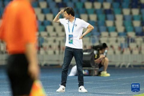 亚洲香蕉综合在人在线时看